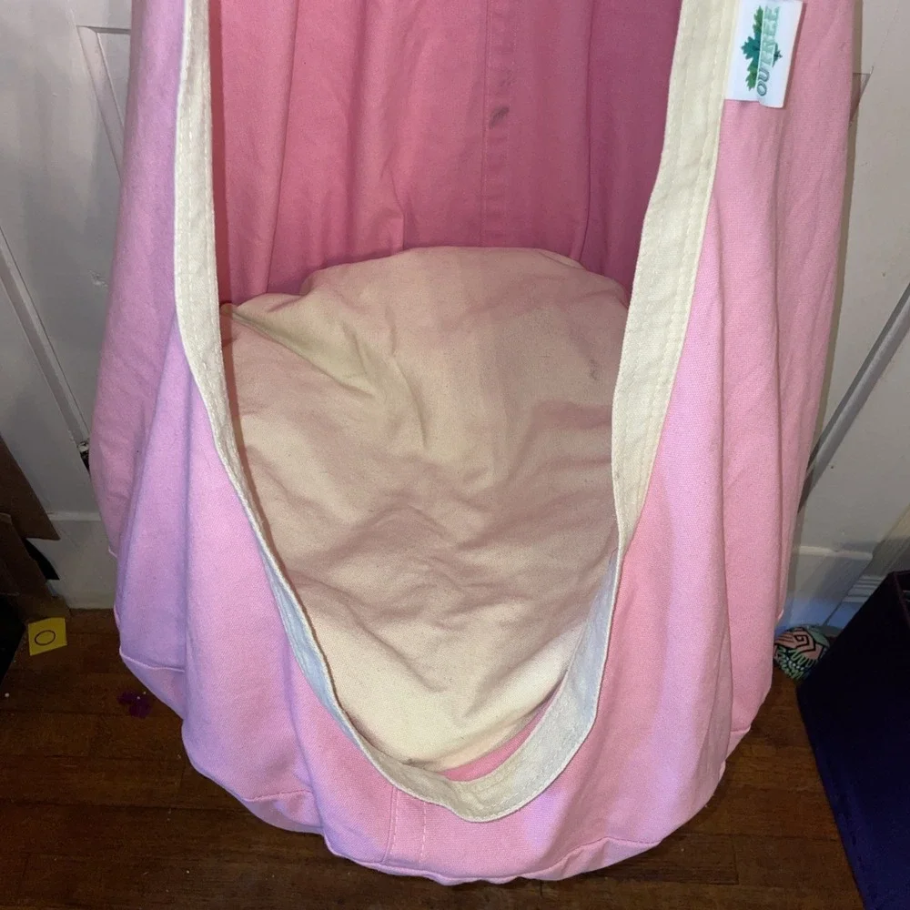 Hanging‎ Chair Swing Kid Movement Regulation Calm Zen Safe Space Pink